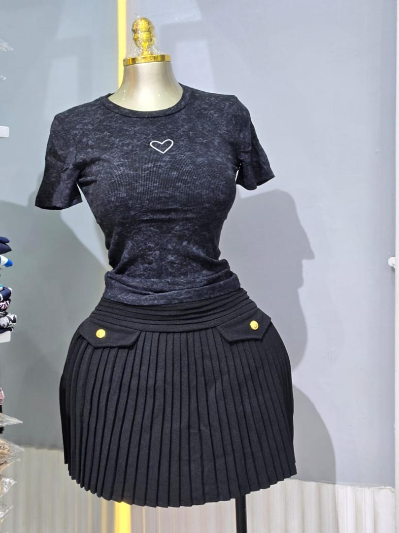Cropped knit